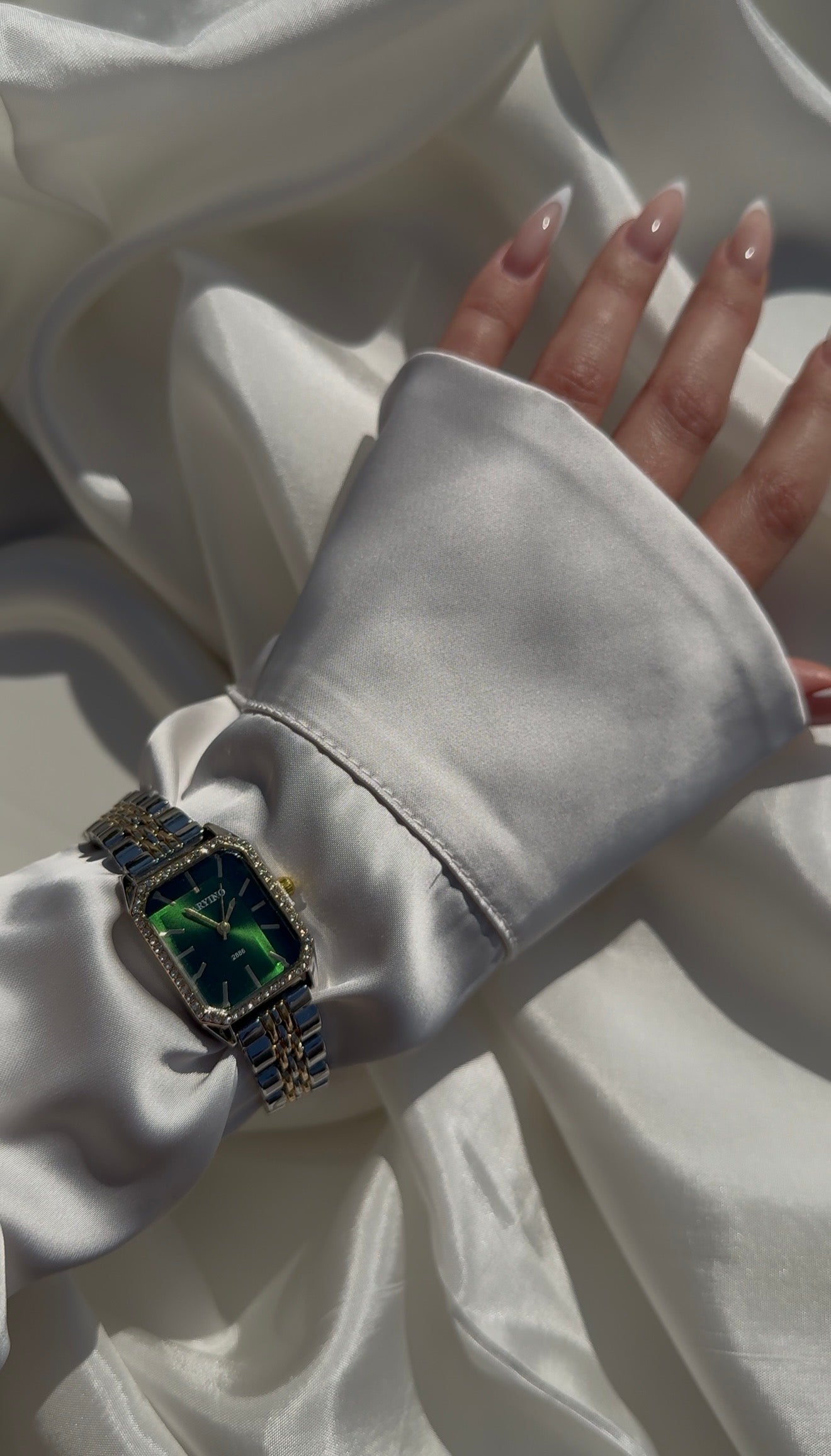 ✨ Ρολόι από ανοξείδωτο ατσάλι ✨