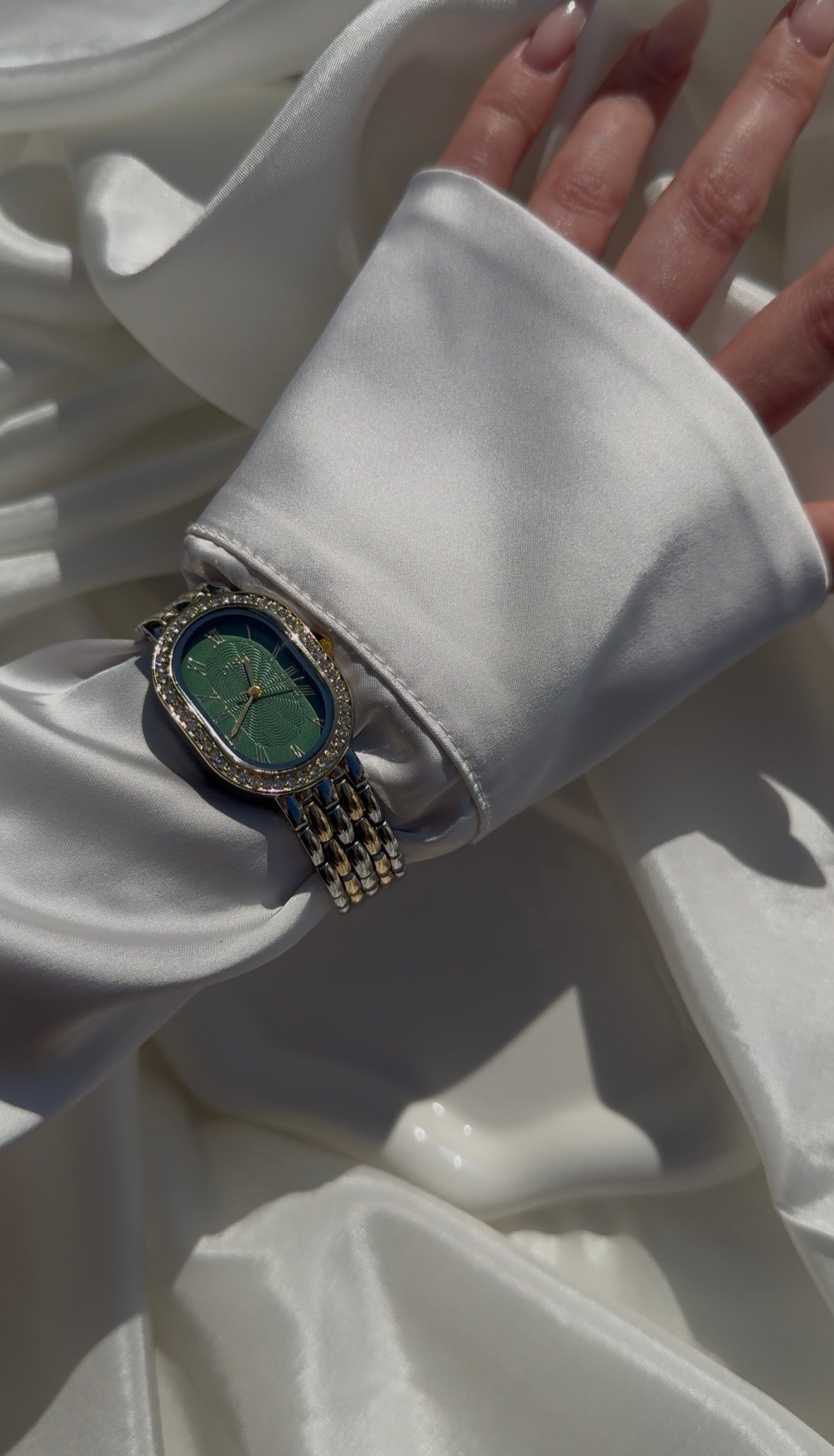 ✨ Ρολόι από ανοξείδωτο ατσάλι ✨￼