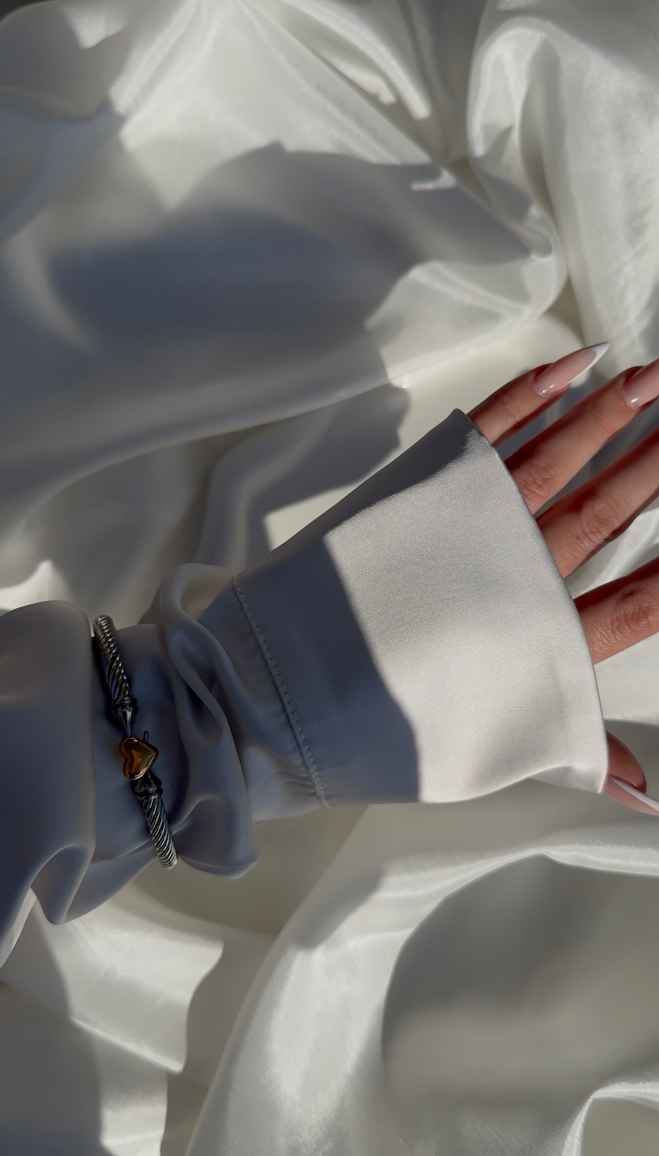 ✨ Χειροπέδα από ανοξείδωτο ατσάλι ✨