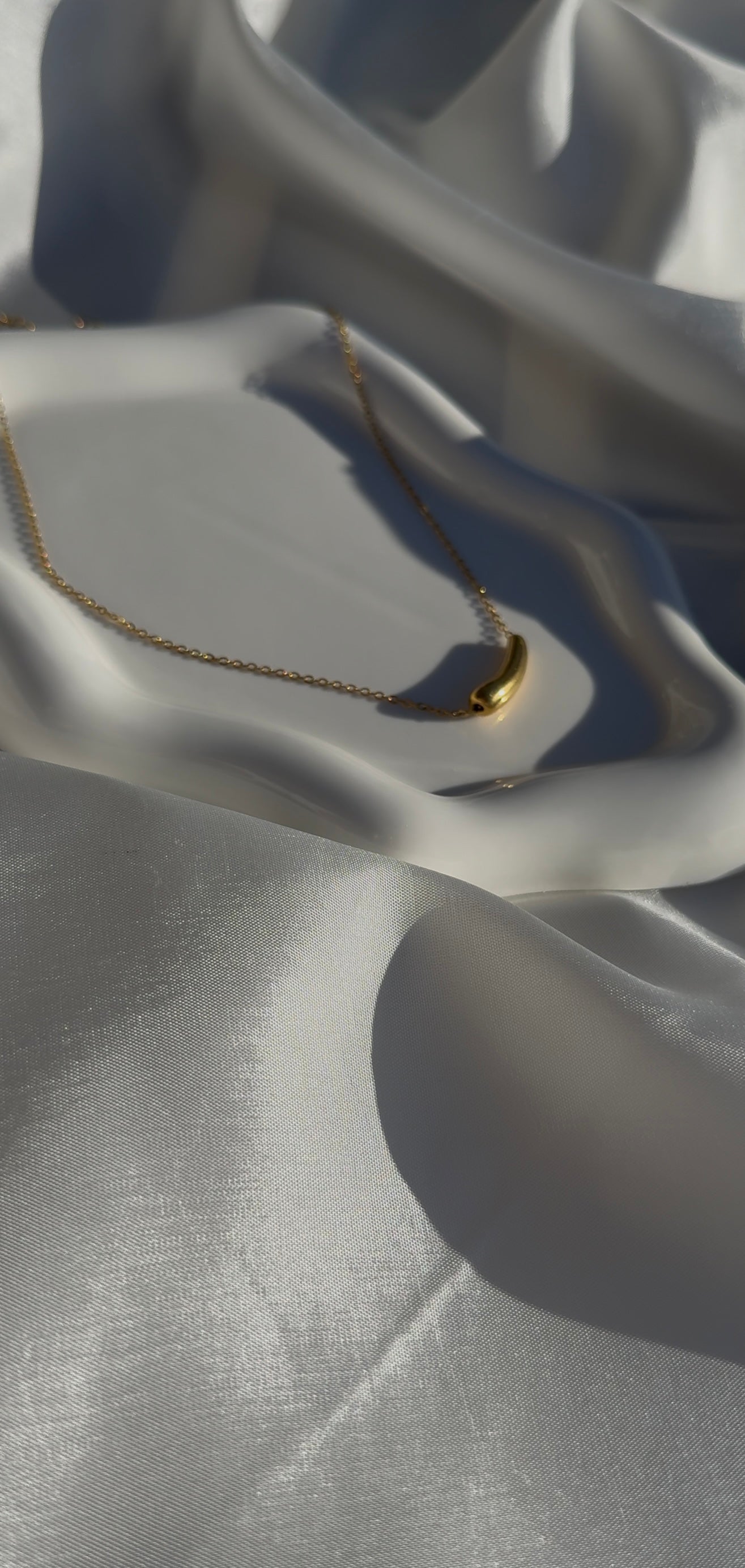 ✨￼Κολιέ από ατσάλι ✨￼