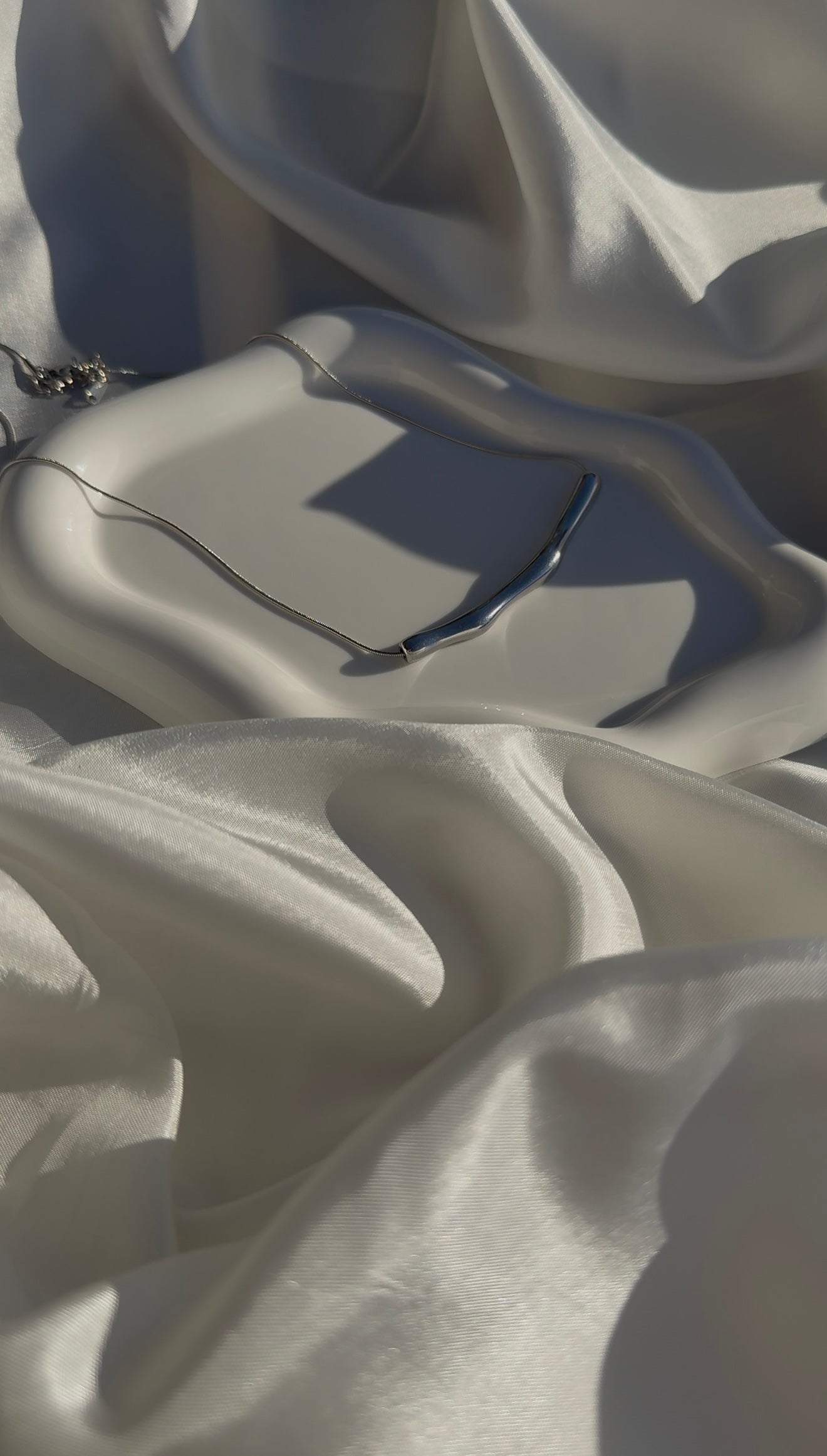 ✨ Κολιέ από ατσάλι ✨￼