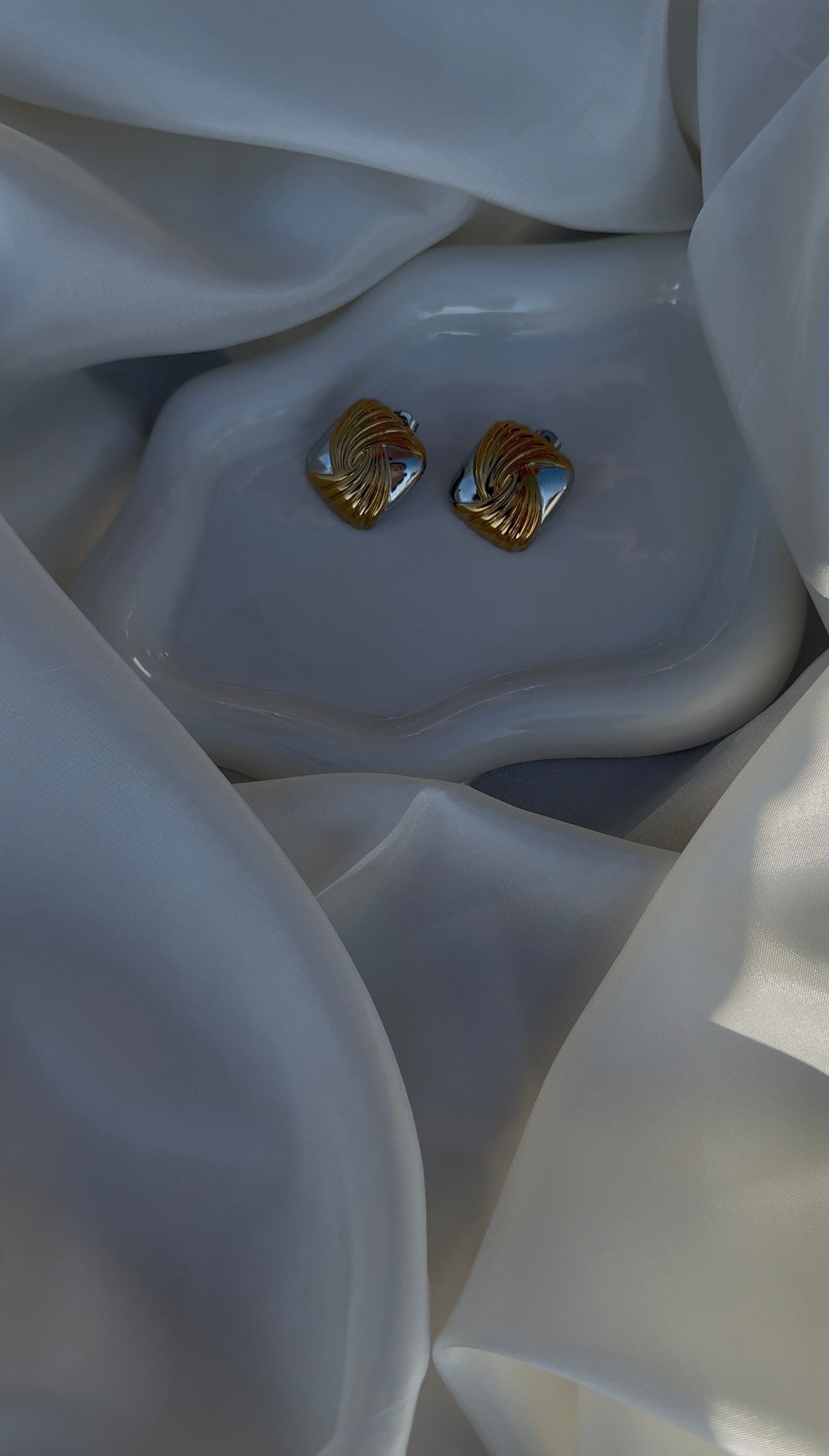 ✨ Σκουλαρίκια από ατσάλι ✨