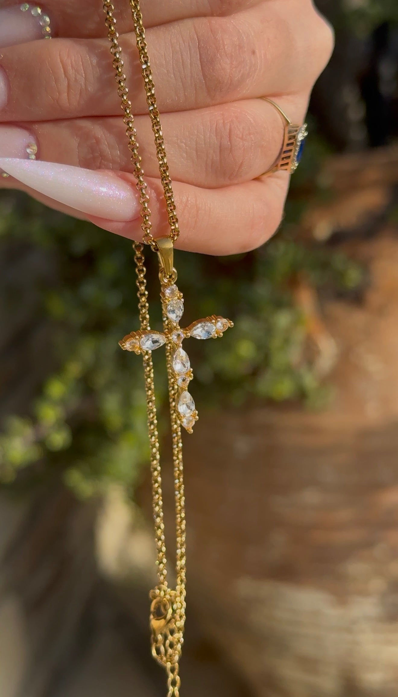 ✨ Σταύρος από ατσάλι ✨