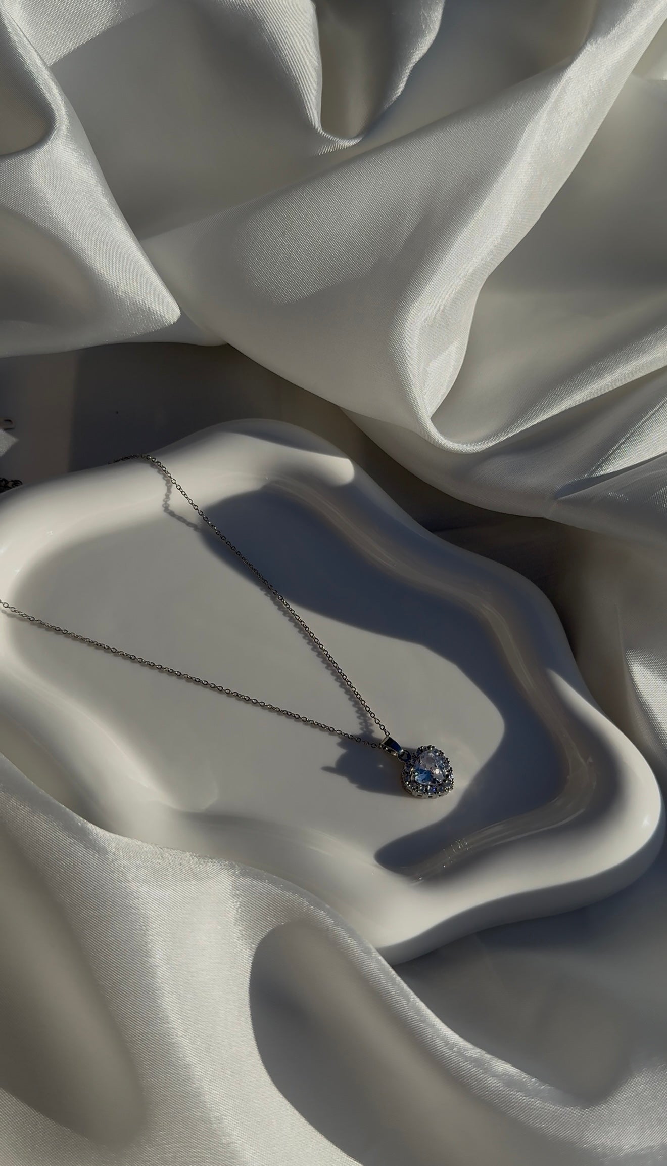 ✨ Κολιέ από ατσάλι ✨￼