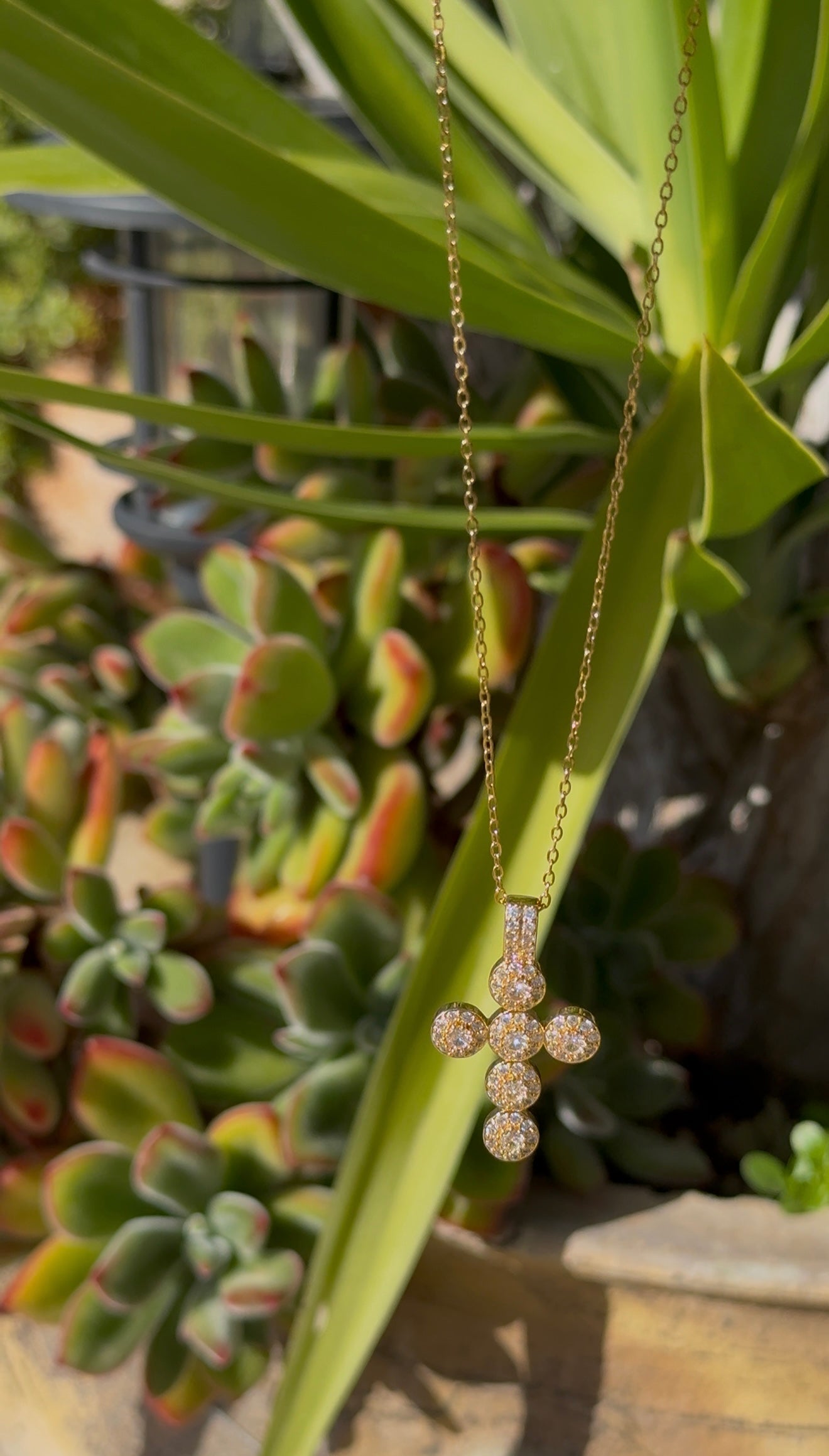 ✨Σταυρός από ατσάλι✨